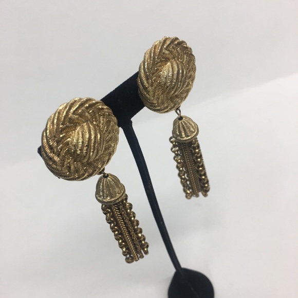 Vtg Givenchy Gold tone dangled signed earrings - Picture 12 of 15